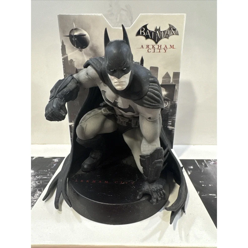 Batman Arkham city Statue Box DVD And Book.  Xbox Game Is Not Included